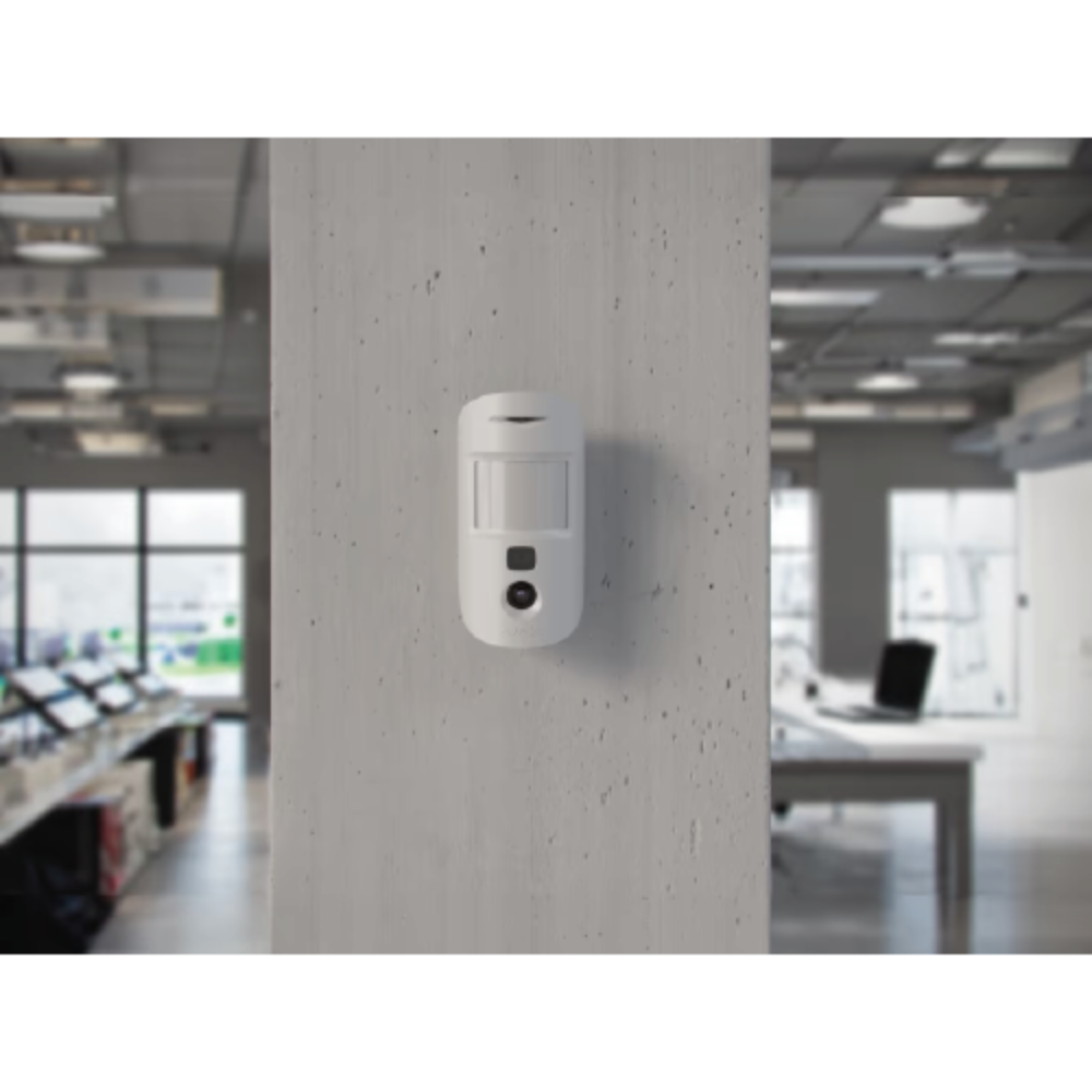 Ajax MotionCam (Jeweller) – Wireless PIR Motion Detector with Visual Alarm Verification Camera (White, 9NA)