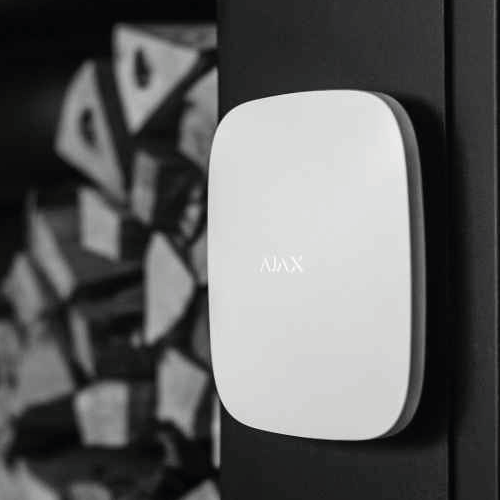Ajax Hub 2 (4G) Jeweller – Intelligent Security Control Panel with LTE & Photo Verification Support (White, 9NA/AUX)